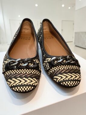 Donald Pliner Rayar Ballerina Driver Flats 7.5M Chain Accent Shoes